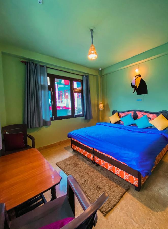 Nomads Hostel Tosh ภายนอก รูปภาพ