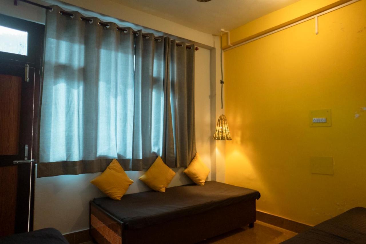 Nomads Hostel Tosh ภายนอก รูปภาพ