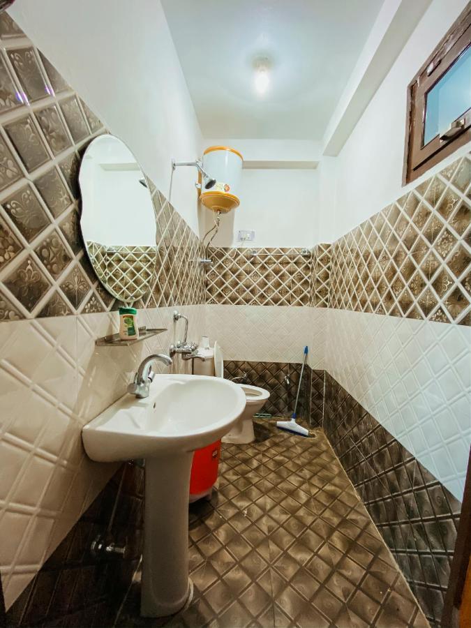 Nomads Hostel Tosh ภายนอก รูปภาพ